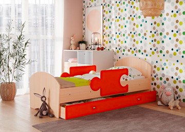 Кровать детская с ящиком и бортиками Мозайка, корпус Млечный дуб/фасад Оранжевый (ламели) в Рязани