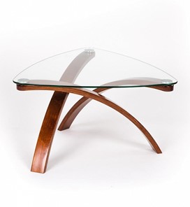 Стеклянный столик в зал Гурон-3 с каркасом цвета Вишня в Рязани