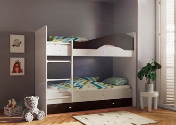 Детская  двухъярусная кровать Мая с 2 ящиками на щитах, корпус Млечный дуб, фасад Венге в Рязани - предосмотр