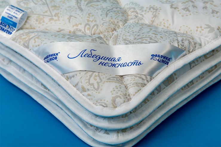 Одеяло всесезонное полутороспальное Лебединая нежность в Рязани - изображение 1