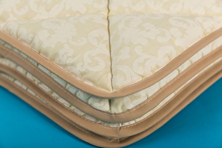 Одеяло всесезонное полутороспальное Шерсть & Хлопок в Рязани - изображение 1