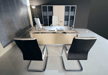Офисный стол руководителя Reventon, зебрано песочный, правый (180х90х76) МЕ 130 в Рязани - предосмотр 5
